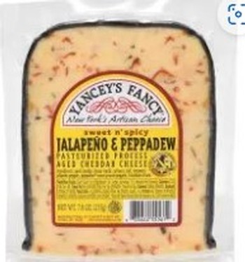 Jalapeno Peppadew Cheddar wedge